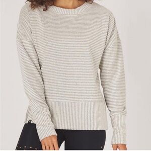 Glyder Shaker Knit Pullover in Oatmeal